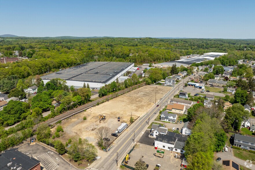 830 Main St, Clinton, MA for sale - Primary Photo - Image 1 of 1