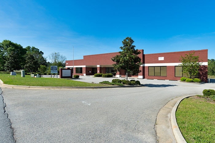 820 Duke Ave, Warner Robins, GA for sale - Building Photo - Image 2 of 8