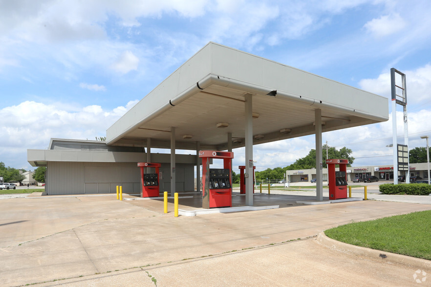 10901 N Pennsylvania Ave, Oklahoma City, OK for sale - Primary Photo - Image 1 of 1