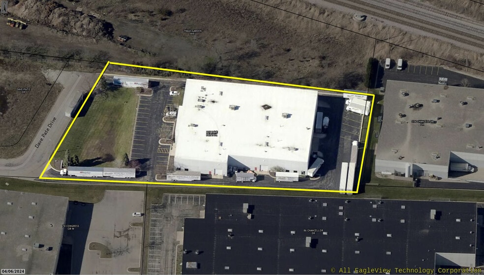 795-805 Dave Pate Dr, Roselle, IL for lease - Building Photo - Image 3 of 11