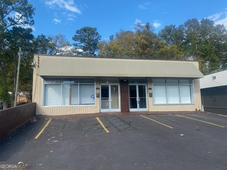 2255-2257 Cascade Rd SW, Atlanta, GA for lease - Building Photo - Image 1 of 8