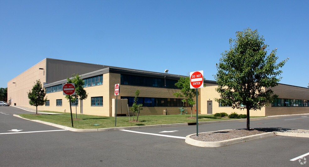 110 Talmadge Rd, Edison, NJ for sale - Building Photo - Image 1 of 1