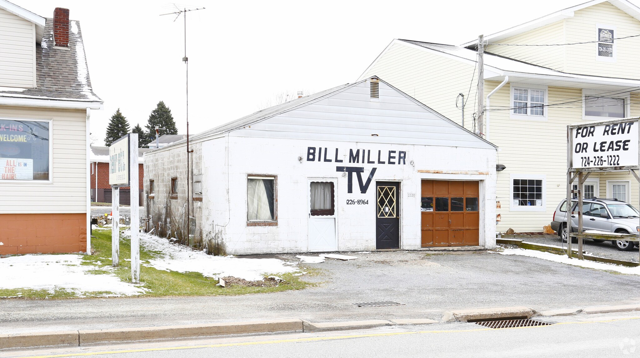2320 Freeport Rd, Natrona Heights, PA for sale Primary Photo- Image 1 of 1