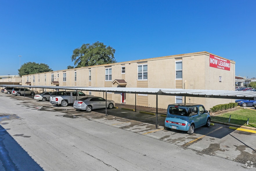 3499 Evergreen Dr, Houston, TX for sale - Building Photo - Image 1 of 1