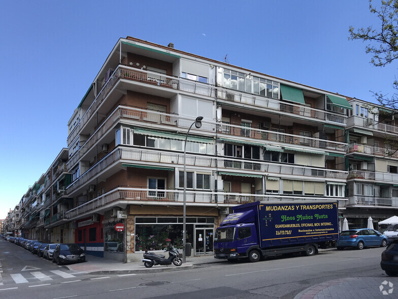 Calle de Ezequiel Solana, 111, Madrid, Madrid for sale - Primary Photo - Image 1 of 2