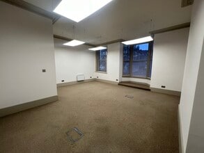 10-12 The Grove, Ilkley for lease Interior Photo- Image 1 of 4