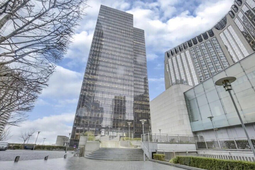 100-101 Terrasse Boieldieu, Puteaux for lease - Building Photo - Image 1 of 2