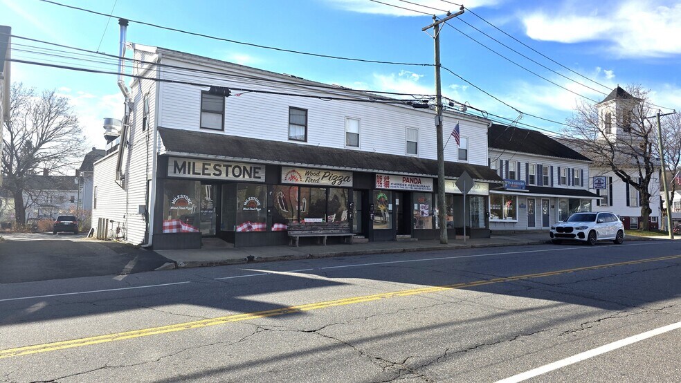 62 E Main St, Thomaston, CT for lease - Building Photo - Image 1 of 1