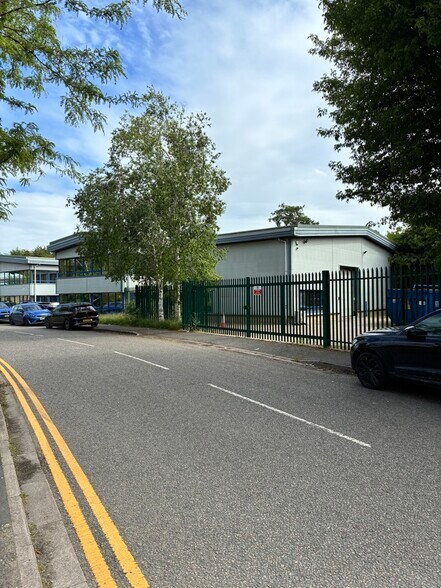 St. James Rd, Brackley for lease - Building Photo - Image 2 of 5