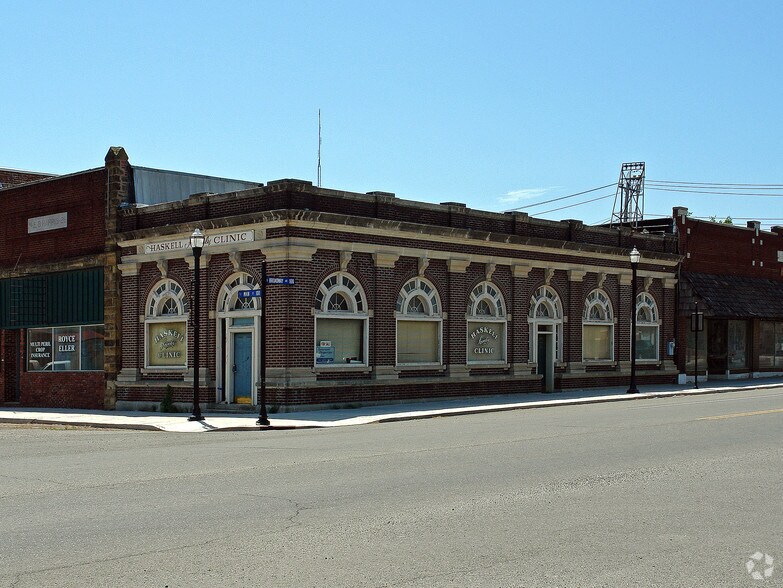 102 S Broadway St, Haskell, OK for sale - Primary Photo - Image 1 of 1