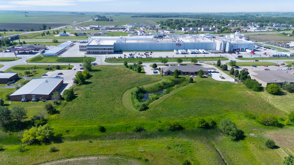 1645 B Ave, Nevada, IA for sale - Aerial - Image 3 of 20