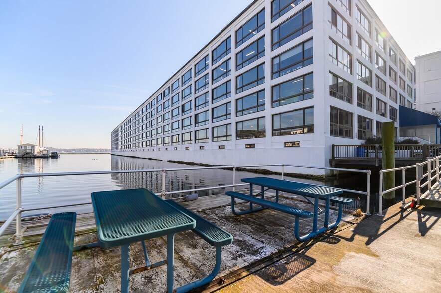 35 Congress St, Salem, MA 01970 Shetland Park