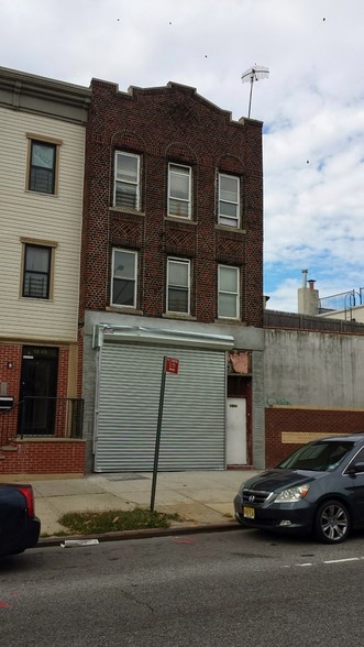 1851 Eastern Pky, Brooklyn, NY for lease - Primary Photo - Image 1 of 10