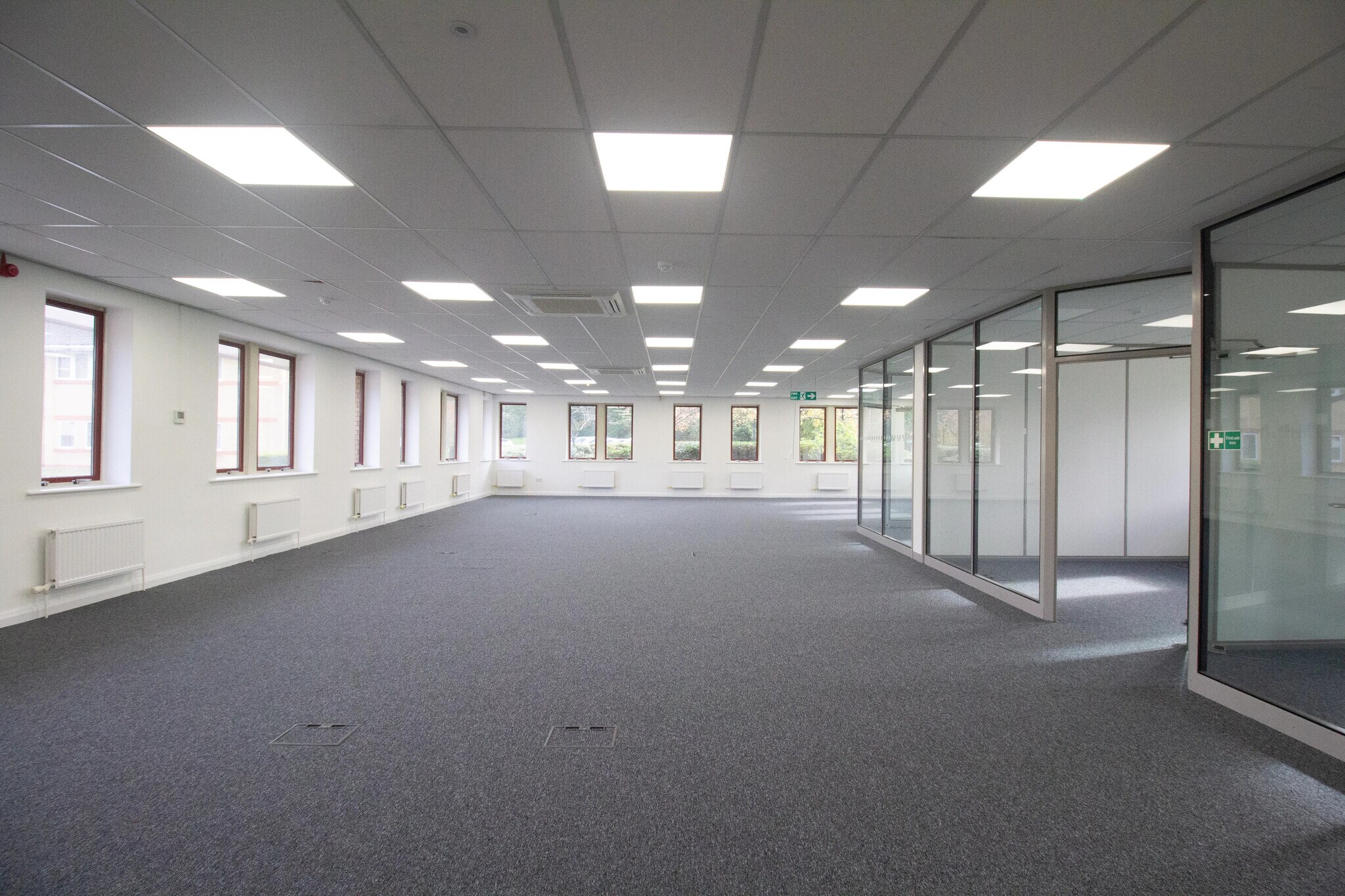 Hampton Ct, Runcorn for lease Interior Photo- Image 1 of 9