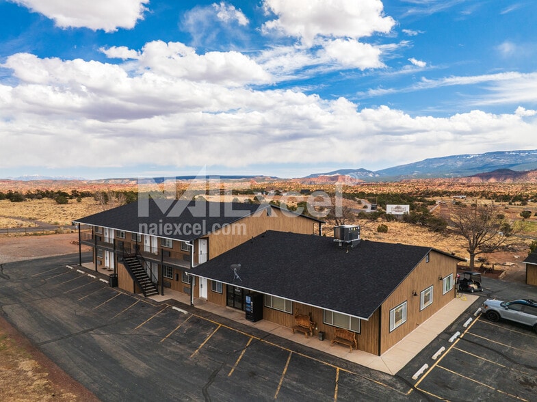 995 E 24 sr, Torrey, UT for sale - Building Photo - Image 3 of 10