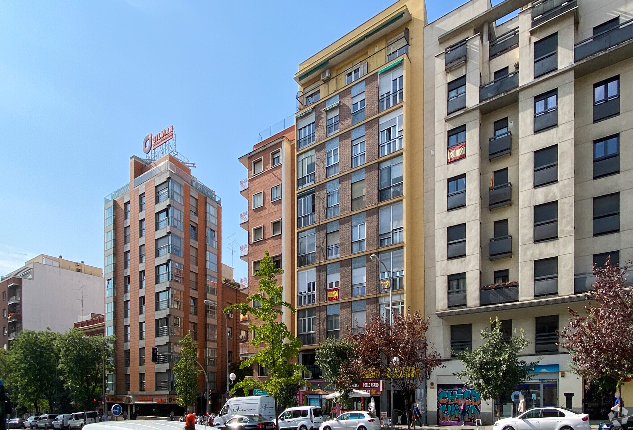 Multifamily in Madrid, Madrid for sale Primary Photo- Image 1 of 3