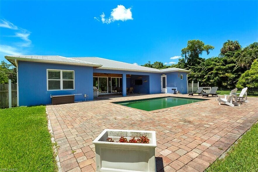 4455 15th Ave SW, Naples, FL 34116