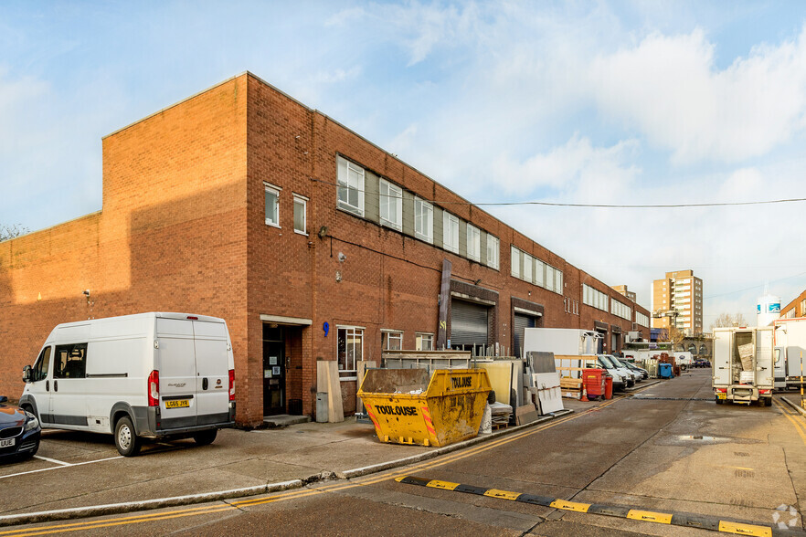 Rotherhithe New Rd, London for sale - Primary Photo - Image 1 of 1