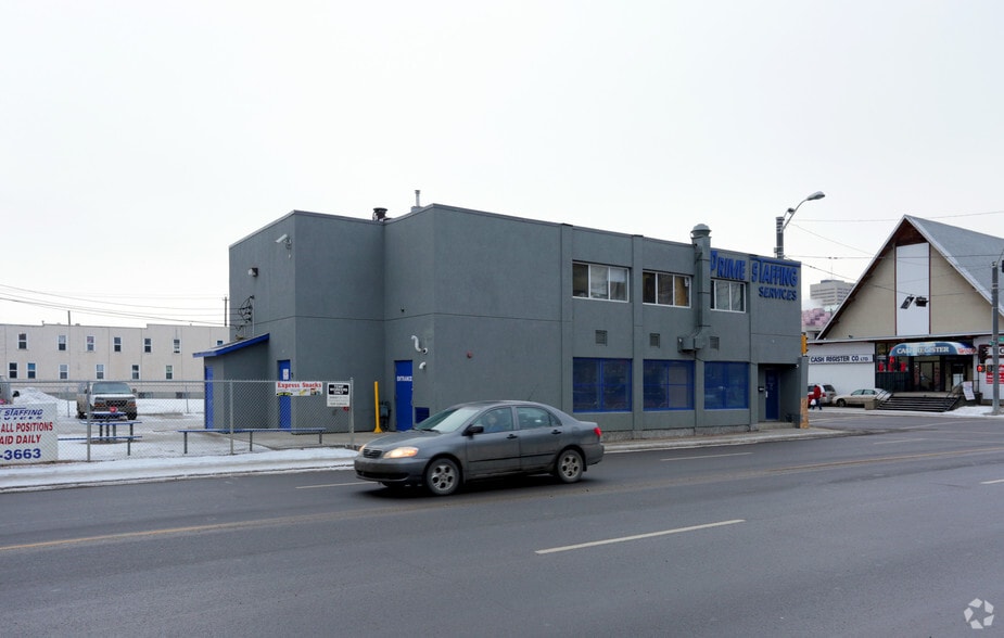 10335 95th St NW, Edmonton, AB for lease - Building Photo - Image 2 of 9