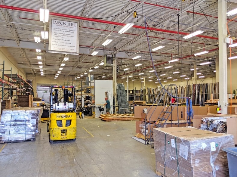 1574-1578 Bridgewater Rd, Bensalem, PA for lease - Interior Photo - Image 3 of 5