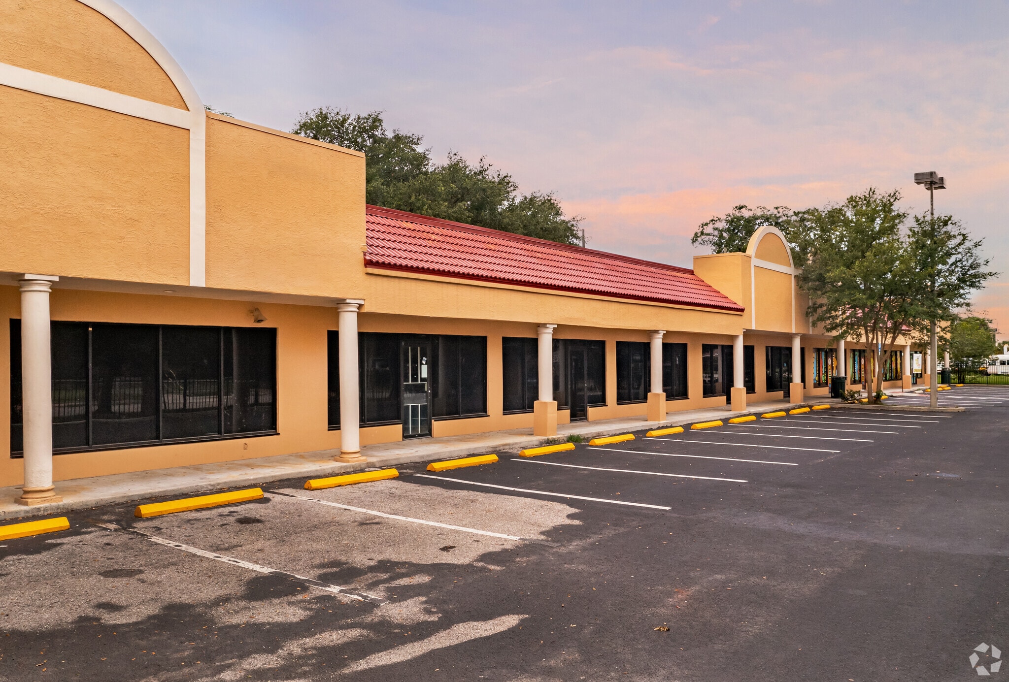 1628 18th Ave S, Saint Petersburg, FL for lease Primary Photo- Image 1 of 10