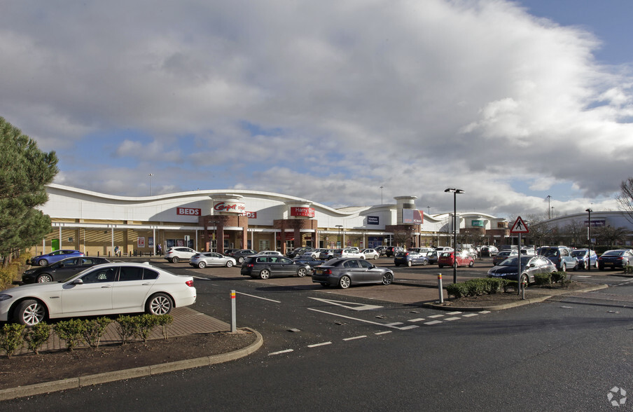 Palace Grounds Rd, Hamilton for lease - Primary Photo - Image 1 of 3