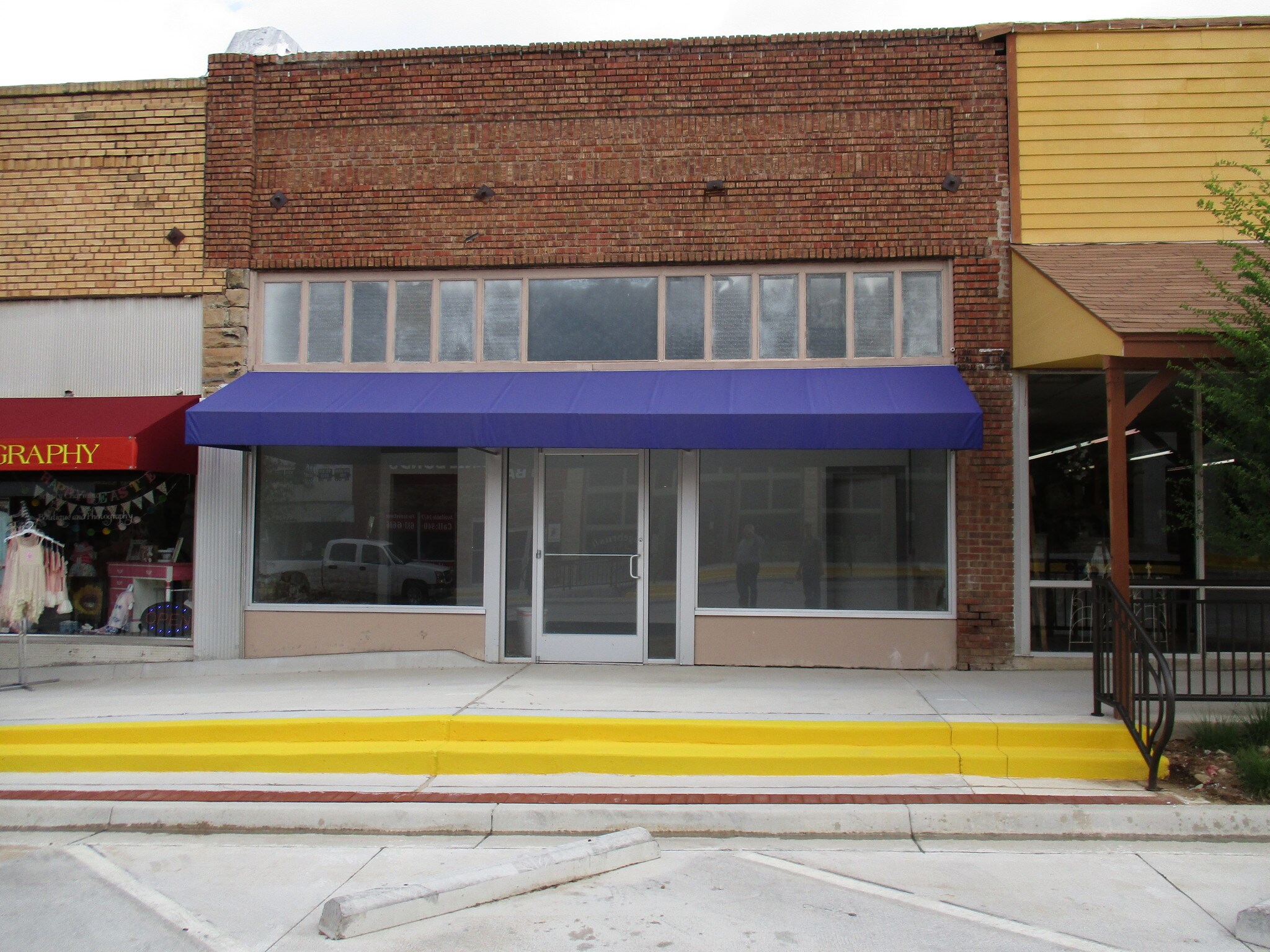 1015 Halsell St, Bridgeport, TX for sale Primary Photo- Image 1 of 1