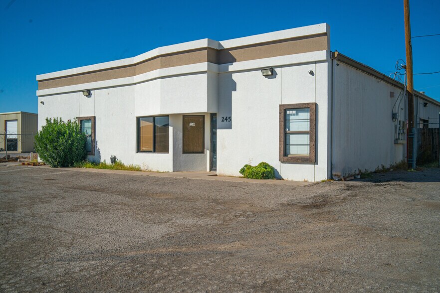 245 Derby Rd, Sunland Park, NM 88008