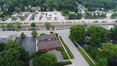 301 W Railroad Ave, Bartlett, IL - AERIAL  map view