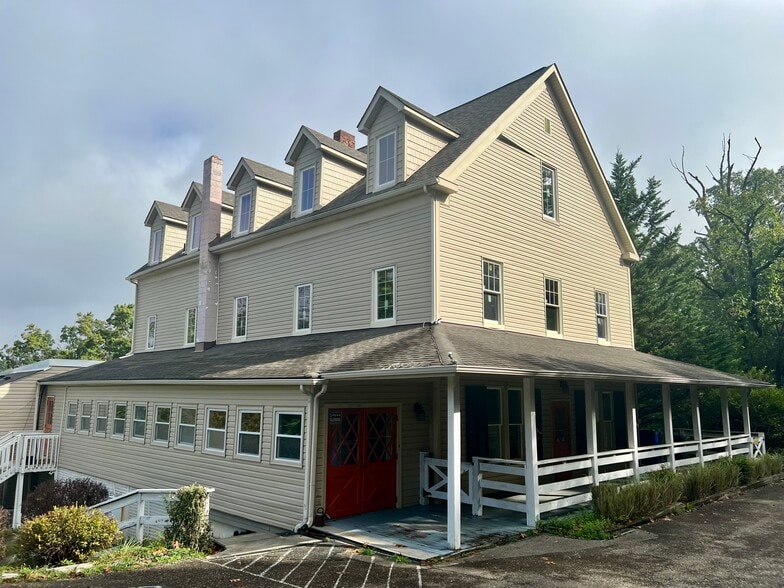 4830 Schley Ave, Braddock Heights, MD for lease - Building Photo - Image 2 of 9