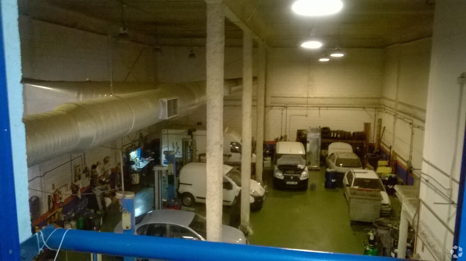 Madrid, MAD 28031 - - - Interior Photo - Image 1 of 2