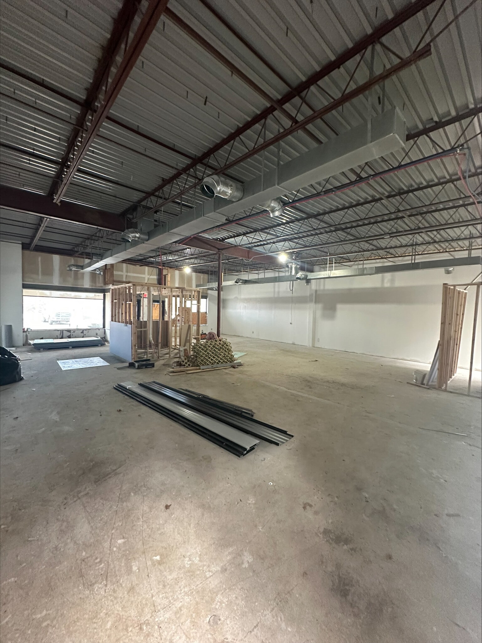 9109-9125 Oh-14, Streetsboro, OH for lease Interior Photo- Image 1 of 4