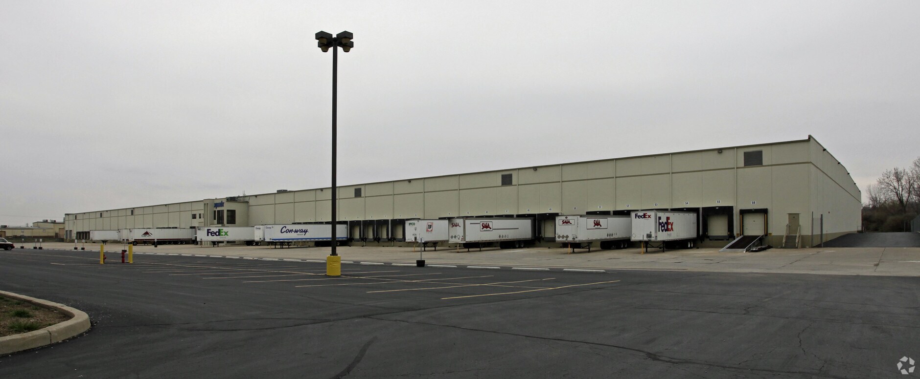 375 Distribution Cir, Fairfield, OH, 45014 Industrial Space For Lease