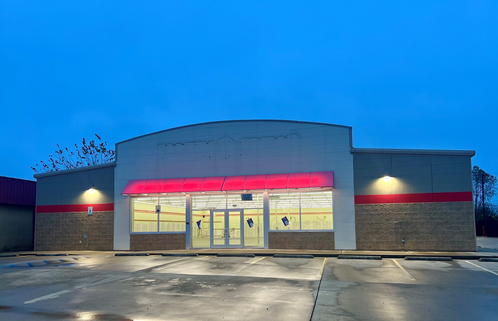 530 W Main St, Hugo, OK for lease Building Photo- Image 1 of 9