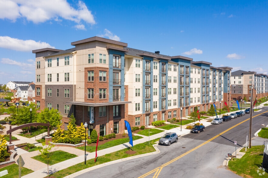 19520 Waters Rd, Germantown, MD for sale - Building Photo - Image 1 of 1