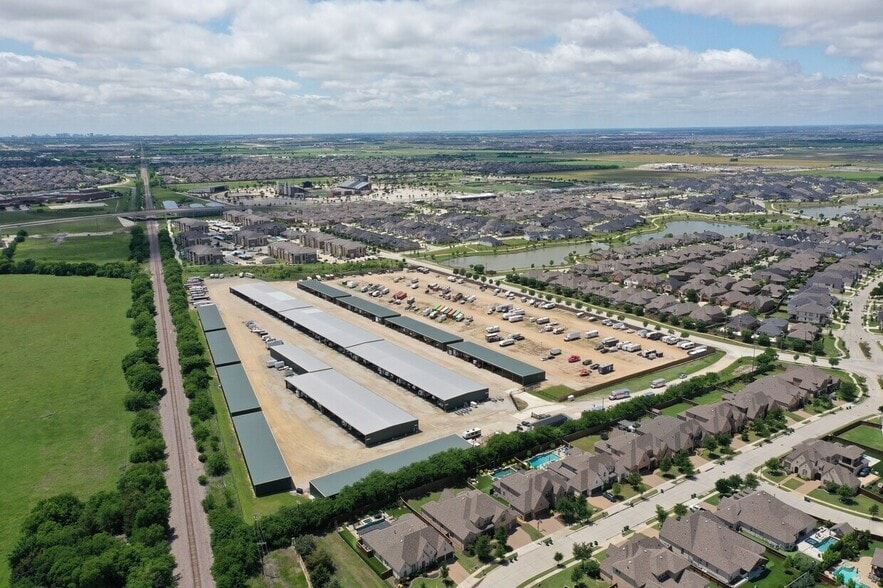 4022 Prairie Xing Dr, Celina, TX for lease - Aerial - Image 3 of 7