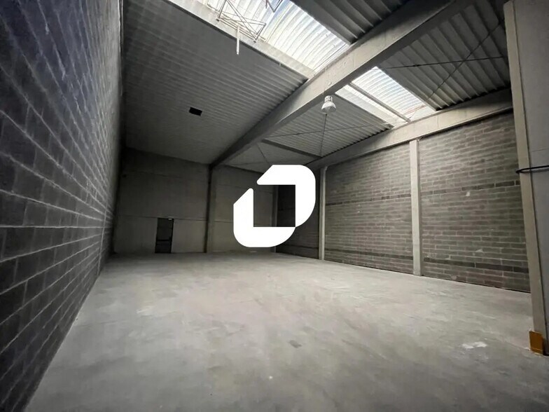 5 B Avenue Henri Poincaré, Bondues for lease - Interior Photo - Image 1 of 15