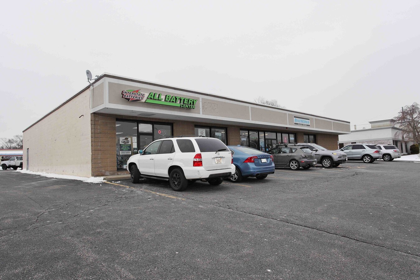 125 Swansea Mall Rd, Swansea, MA 02777