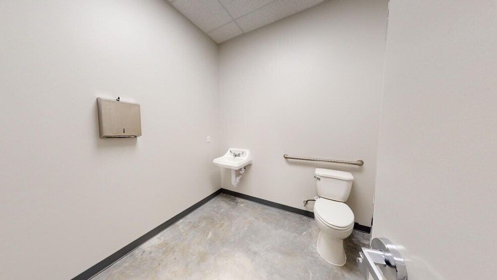 1501 Leander Dr, Leander, TX for lease - Interior Photo - Image 3 of 24