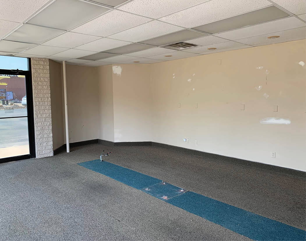 1602 Galvin Rd S, Bellevue, NE 68005