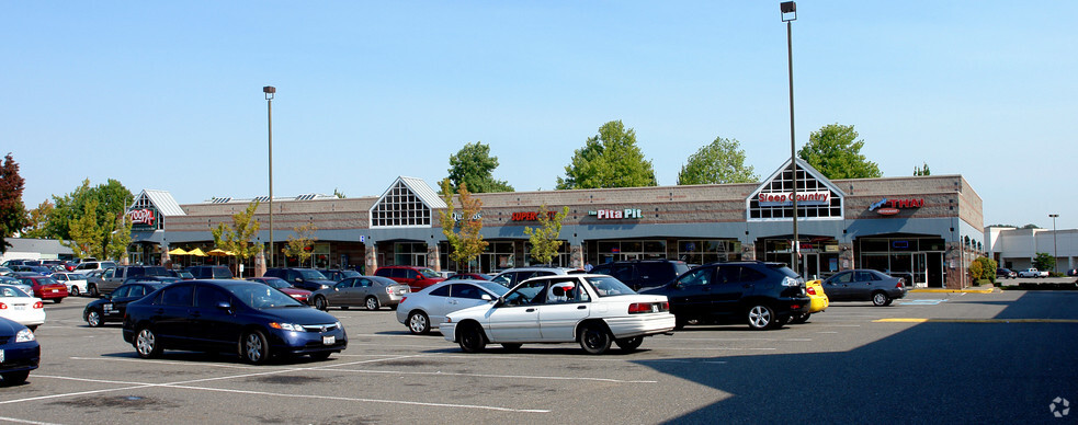 301 Strander Blvd, Tukwila, WA for lease - Primary Photo - Image 1 of 7