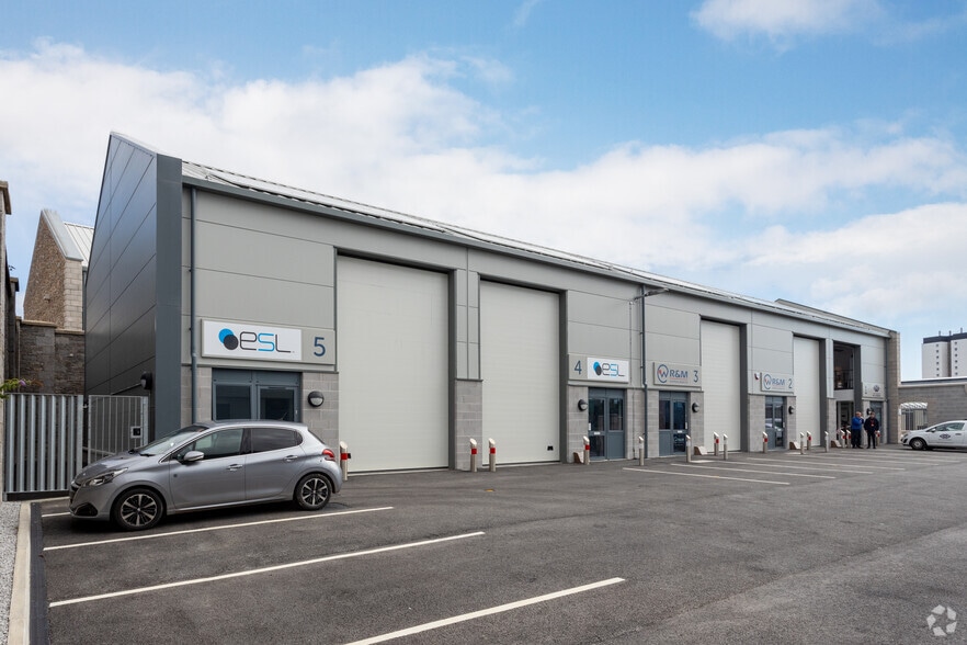 Vivid Approach, Plymouth for sale - Primary Photo - Image 1 of 1