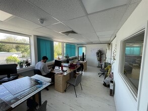 Shoe Ln, Bridport for lease Interior Photo- Image 2 of 7