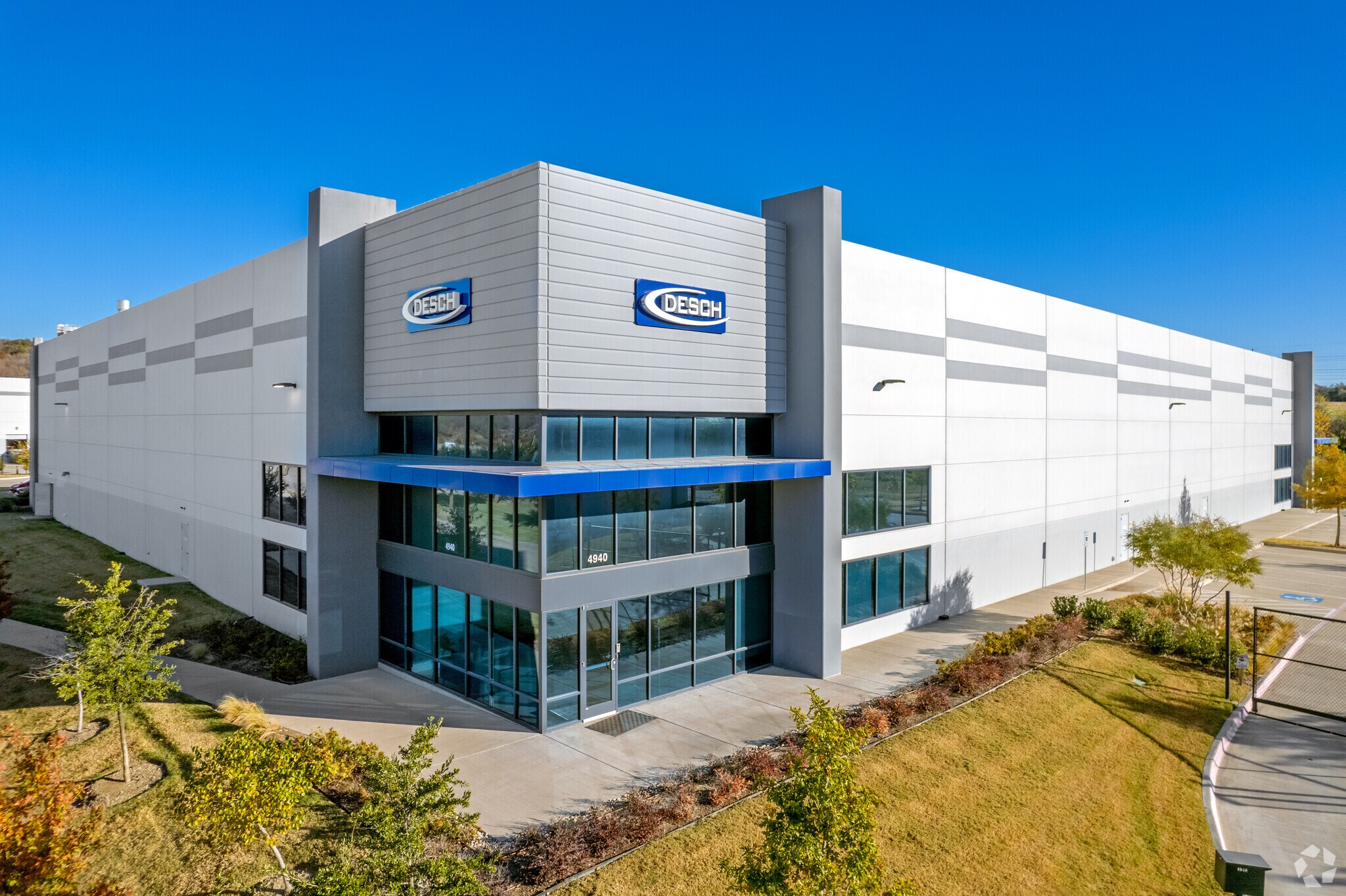 4940 Merrifield Rd, Dallas, TX for sale Primary Photo- Image 1 of 1