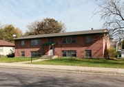 4525 4th Ave S, Minneapolis MN - Convenience Store