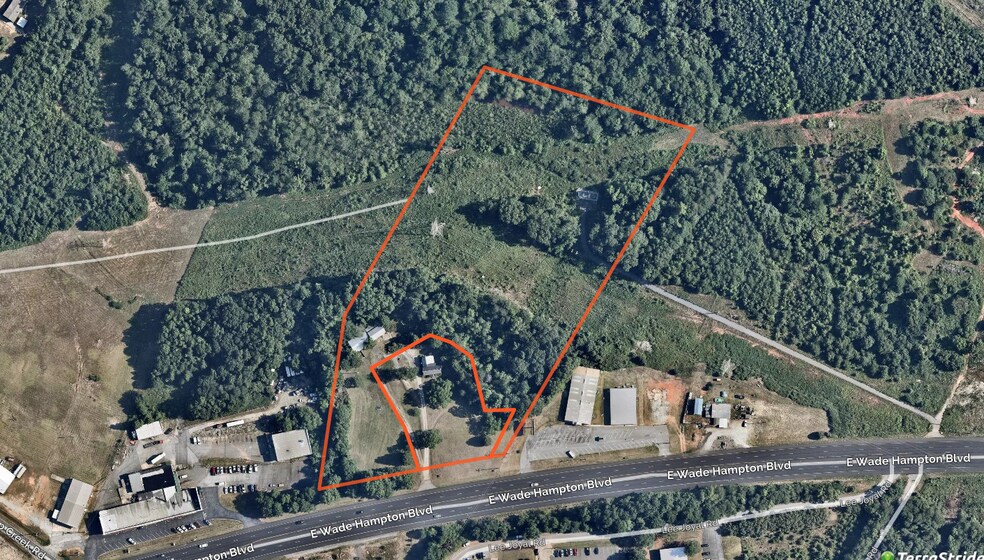 12942 E Wade Hampton Blvd, Duncan, SC for sale - Primary Photo - Image 1 of 1