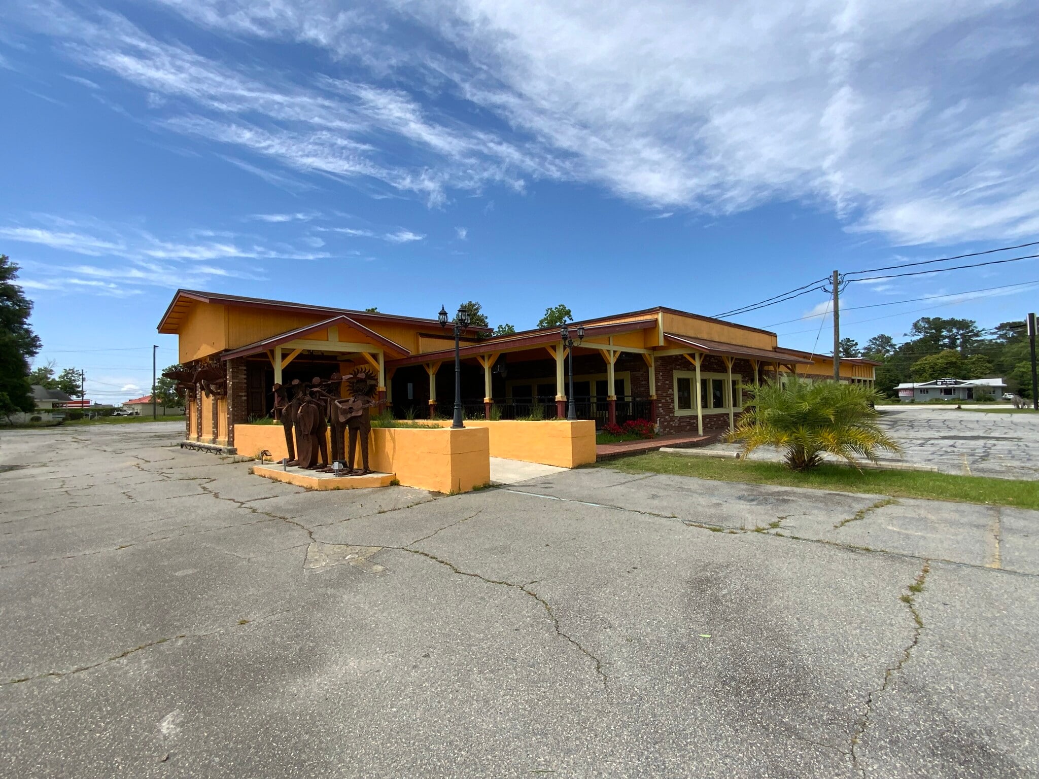 1506 Memorial Dr, Waycross, GA for sale Primary Photo- Image 1 of 29