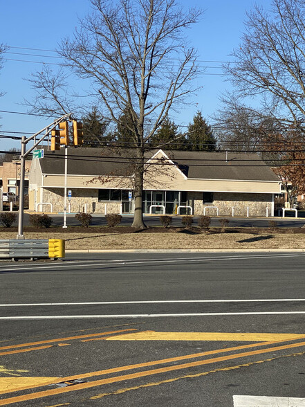 1301 Route 38, Hainesport, NJ for lease - Building Photo - Image 1 of 5