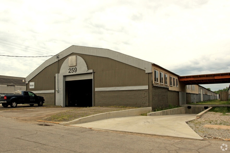 259 America Pl, Jeffersonville, IN for lease - Building Photo - Image 2 of 2