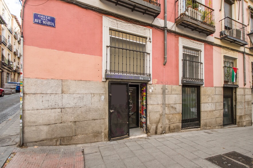 Calle de Ave María, Madrid, Madrid for sale - Building Photo - Image 2 of 4